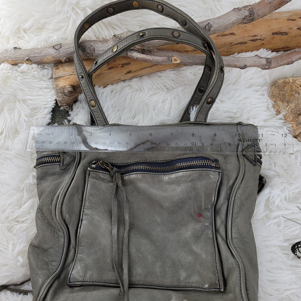 Zadig and Voltaire slouchy leather cargo bag - Picture 5 of 13
